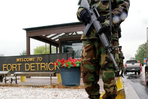 [ẢNH] Trung Quốc trả đũa Mỹ về nguồn gốc dịch Covid-19 bằng cách không ai ngờ