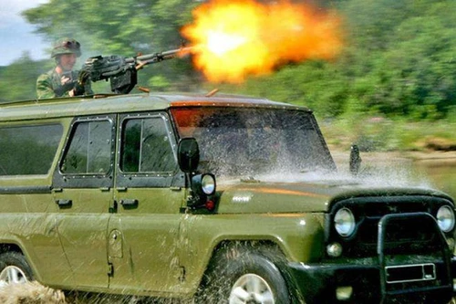 [ẢNH] Nga chuyển 'sát thủ diệt bộ binh' cho ly khai Ukraine