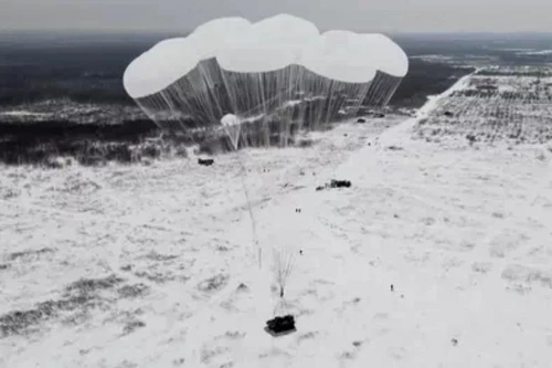 [VIDEO] Xe chiến đấu bộ binh BMD-4M Nga "nhảy dù nhẹ nhàng" từ vận tải cơ IL-76MD