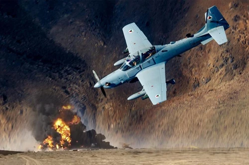 [ẢNH] Taliban bất ngờ bị không quân tập kích, ai đã thực hiện điều này?