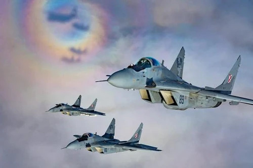 [ẢNH] MiG-29 của Ba Lan bắn nhầm đồng đội