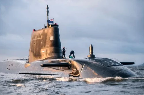 [ẢNH] Tại sao Nga nên dè chừng "quái vật biển" Astute của Anh?