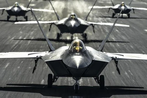 [ẢNH] 25 chiếc F-22 Mỹ tới Thái Bình Dương nhắm vào Trung Quốc?