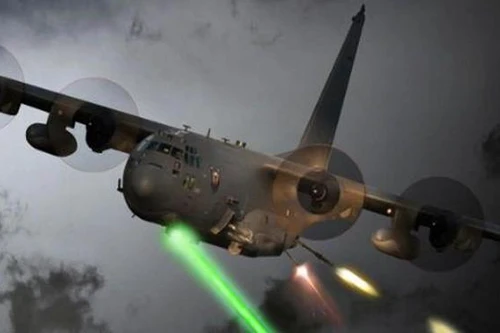 [ẢNH] Cường kích khổng lồ Mỹ uy lực hơn nhờ tích hợp vũ khí laser