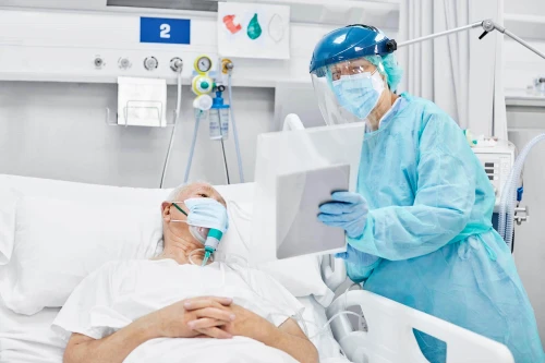 [ẢNH] Covid-19 nhiễm mới đột ngột tăng 6% trên toàn cầu