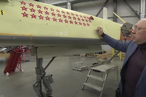 [VIDEO] Vì sao ‘quái thú' UAV Orion Nga mang 38 ngôi sao đỏ trên thân?