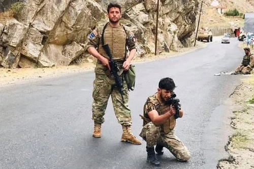 [ẢNH] Chỉ 2 ngày, 'thung lũng tử thần' Panjshir đã 'nuốt chửng' 500 tay súng Taliban