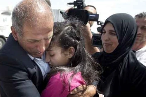 Nữ tù nhân Palestine nhỏ tuổi nhất được thả tự do 