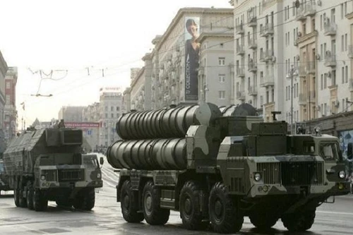 Nga cam kết hoàn hành chuyển giao tên lửa S-300 cho Iran vào cuối năm 2016