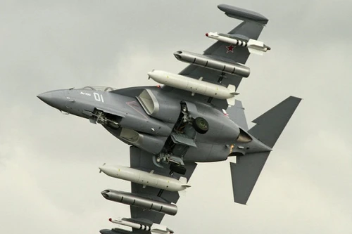 Myanmar và Mỹ La-tinh muốn mua máy bay huấn luyện Yak-130 của Nga