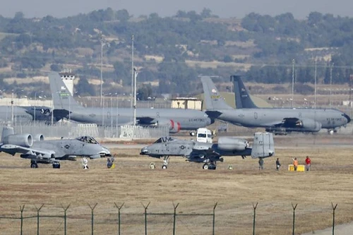 Mỹ và Thổ Nhĩ Kỳ gia tăng căng thẳng về khả năng đóng sửa sân bay Incirlik