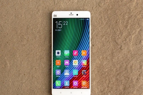 Lộ diện Xiaomi Max: Màn hình khổng lồ 6,4 inch