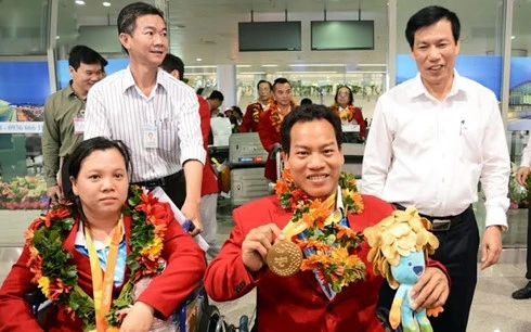 Hạnh phúc ngày về của những người hùng Paralympic