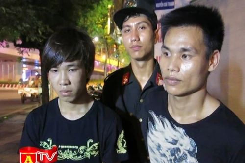 Mang ma túy đá đi tặng sinh nhật bạn