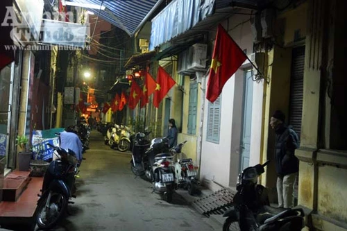 Xuân nhẹ tênh gõ cửa từng nhà