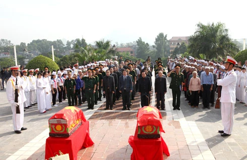 Đón nhận hài cốt liệt sỹ hy sinh tại Lào