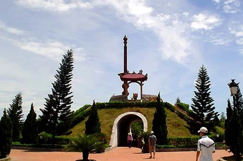 Tập đoàn dầu khí tài trợ hơn 4 tỷ đồng cho Quảng Trị 