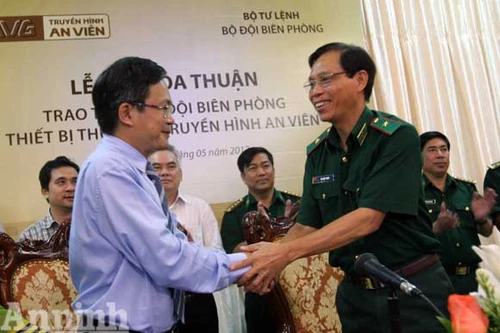 Bộ đội biên phòng đón nhận số lượng lớn đầu thu truyền hình