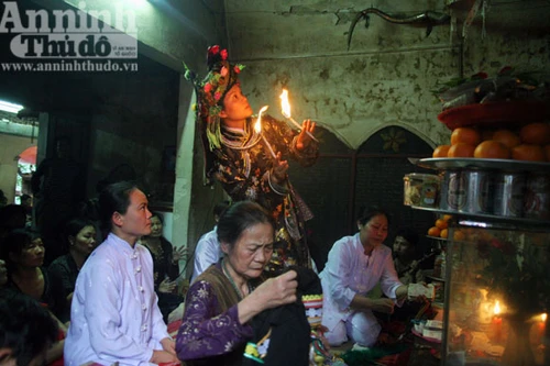 Đảo tâm linh giữa mênh mang sóng nước