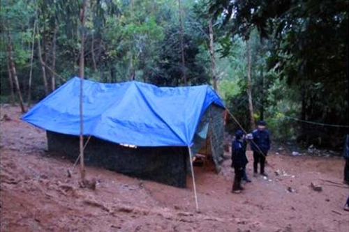 Lập 20 lán dã chiến chống buôn lậu