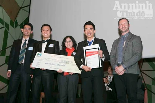 Sinh viên Việt Nam đoạt giải thưởng cao tại Úc