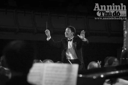 Người mến mộ bị "mê hoặc" bởi đêm nhạc Rachmaninov