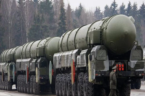 Đang căng thẳng với phương Tây, Nga phóng liên tiếp tên lửa đạn đạo chiến lược 