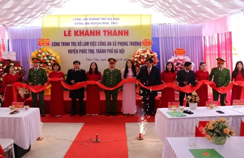 Niềm vui lớn của chính quyền và nhân dân xã Phụng Thượng