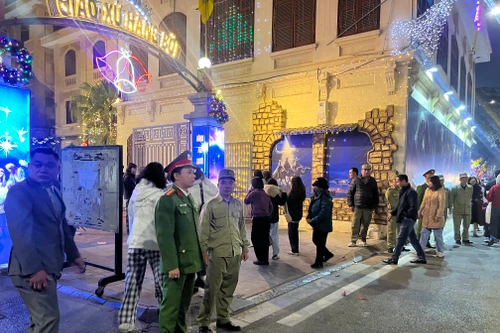 Nỗ lực hết mình để người dân có đêm Giáng sinh an lành, ấm áp 