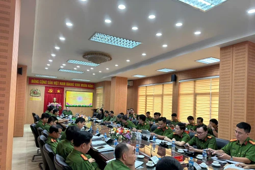 Phát động phong trào thi đua tuyên truyền Luật Quản lý, sử dụng vũ khí, vật liệu nổ và công cụ hỗ trợ 