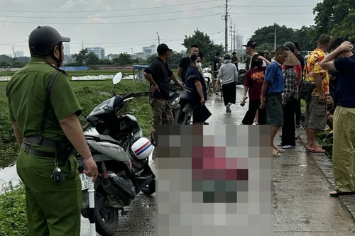 Công an xã Đại Thanh bảo vệ hiện trường vụ người tử vong nghi do sét đánh