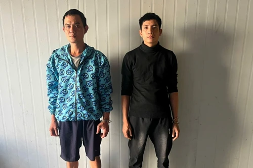 Bắt nhanh hai đối tượng trộm hơn 198 triệu đồng trong ô tô