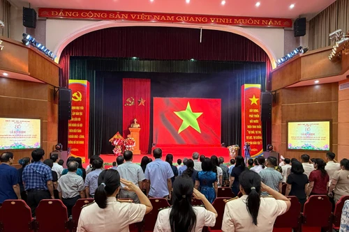 Khen thưởng nhiều tập thể, cá nhân xã Thanh Trì có thành tích đột xuất 