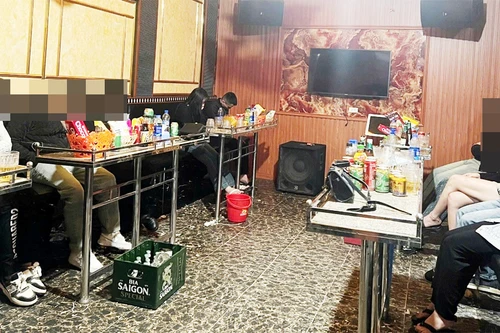 Tổ chức sử dụng trái phép chất ma túy tại quán karaoke