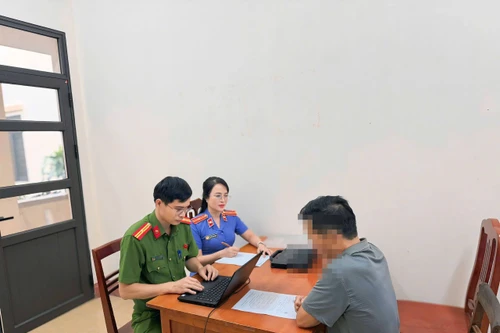 Khởi tố các đối tượng chứa mại dâm và mua dâm người dưới 18 tuổi 