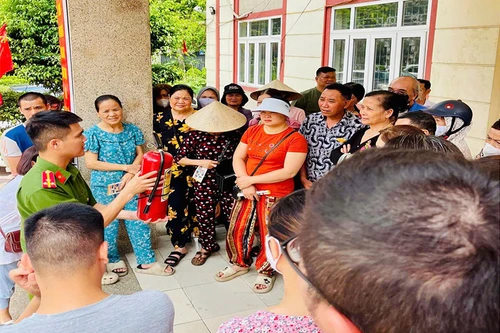 Trang bị kỹ năng ứng phó sự cố hoả hoạn cho trên 1.000 người dân