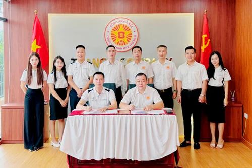 Công ty TNHH MTV Tháng 8 ký kết hợp tác chiến lược phân phối sản phẩm dầu nhờn VOSTA