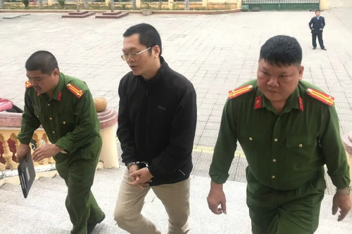 “Nổ” là đại diện cơ quan quản lý vốn viện trợ nước ngoài để lừa đảo, chiếm đoạt tài sản