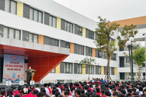 Hơn 1.600 giáo viên, học sinh được trang bị phòng ngừa tội phạm và vi phạm pháp luật