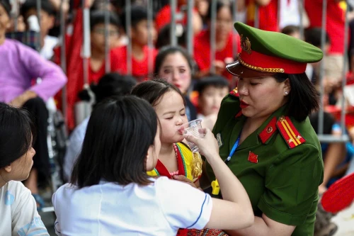 Những việc làm thiết thực của Công an phường Tây Hồ