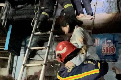 Những chiến sỹ cứu hỏa Công an Hà Nội liên tiếp cứu người trong hỏa hoạn