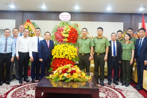 Hội Thánh Tin lành Việt Nam (miền Bắc) và Cộng đồng Tin lành Hà Nội chúc mừng Công an Thủ đô nhân kỷ niệm 80 Ngày truyền thống lực lượng Công an nhân dân