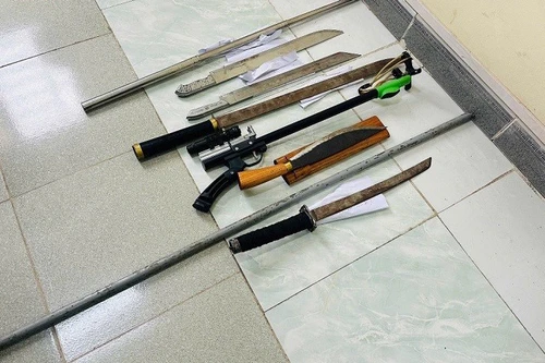 Xử lý nhóm đối tượng cầm dao, kiếm đuổi nhau trên đường