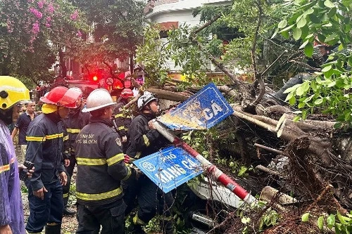 Người dân cần biết để đảm bảo an toàn phòng cháy, tai nạn, sự cố trong mùa mưa, bão