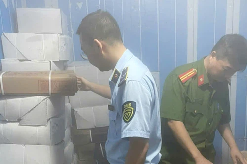 Xử phạt cơ sở kinh doanh thịt đông lạnh không rõ nguồn gốc