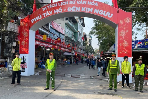 Đảm bảo an ninh, an toàn cho nhân dân du xuân Ất Tỵ 2025