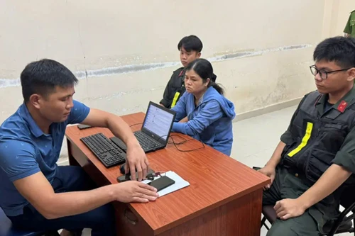 Một phụ nữ lừa đảo gần 300 triệu đồng trên không gian mạng