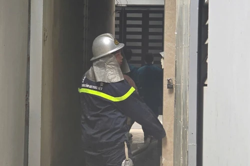 Bất cẩn trong sử dụng máy sưởi gây hỏa hoạn giữa trưa