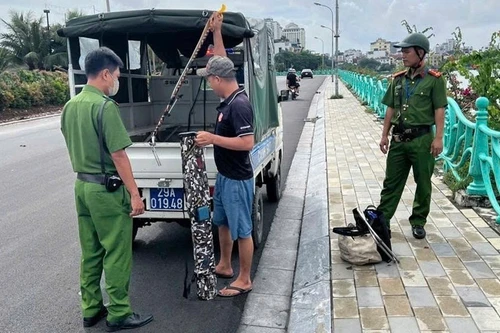 Phường Tây Hồ triển khai các biện pháp đảm bảo hệ sinh thái hồ Tây