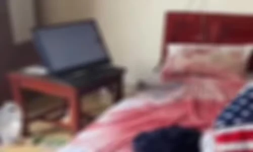 Điều tra nghi án người đàn ông tử vong trong nhà nghỉ với nhiều vết thương